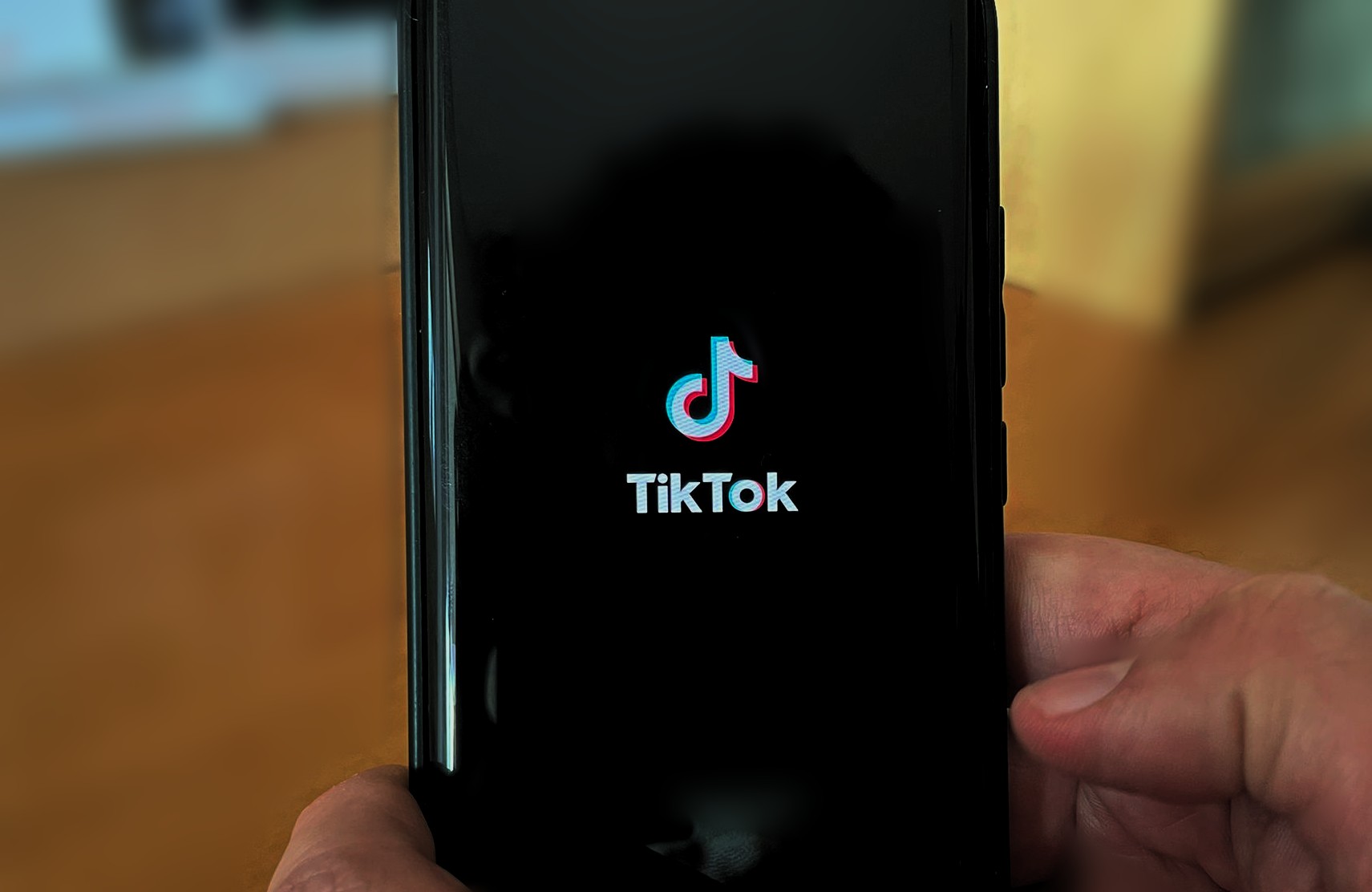 tiktok schermata smartphone