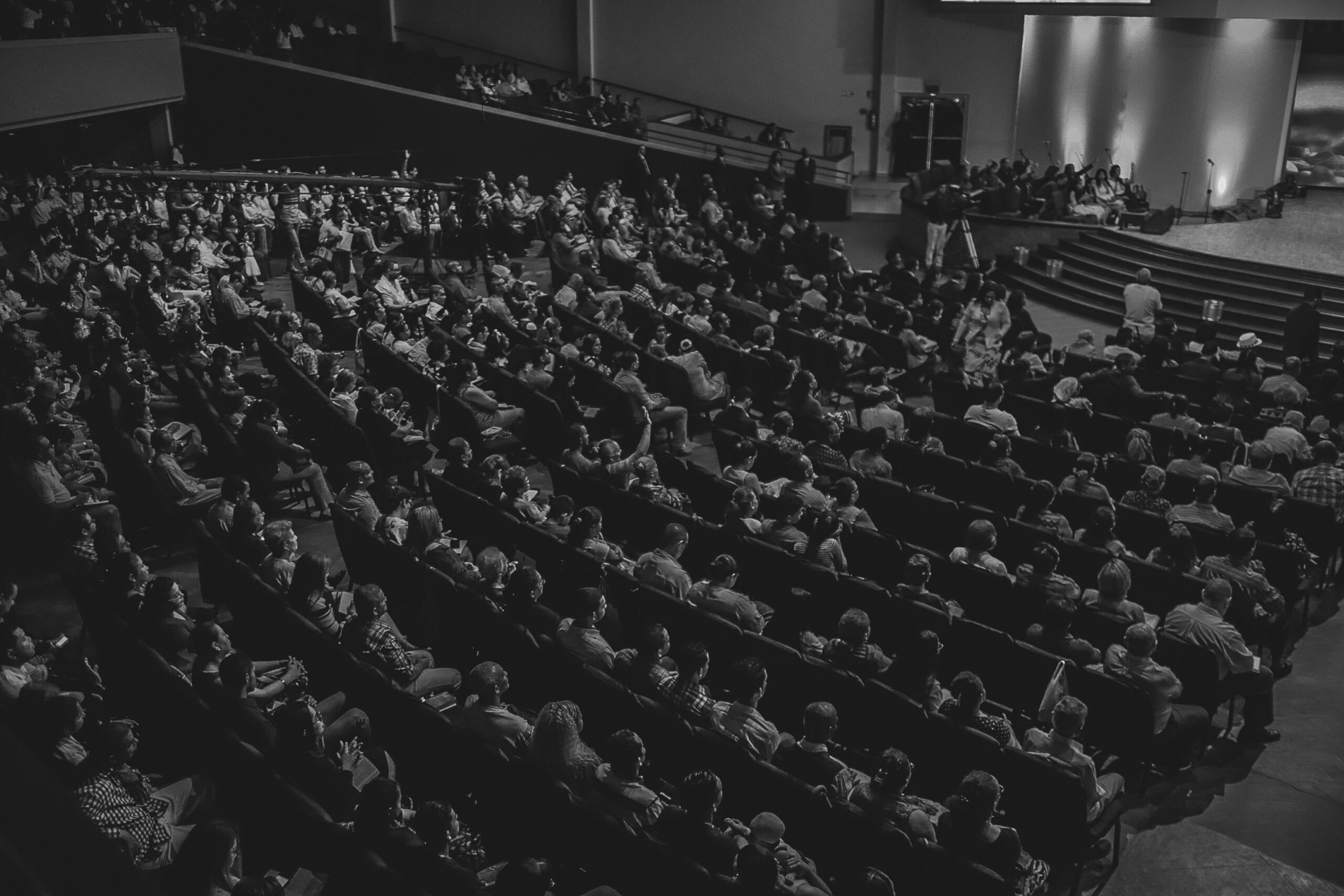 pexels jibarofoto 2774566 scaled | F-Mag Oltre la linea arriva a Villa Vannucchi: l'appuntamento per gli appassionati di teatro-danza