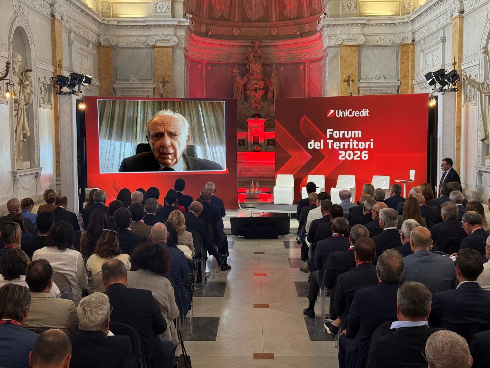 Nasce l’Osservatorio PMI del Sud Unicredit: il 54,3% aumenta fatturato, previste nuove assunzioni 6 | F-Mag Pier Carlo Padoan presidente UniCredit | F-Mag Nasce l’Osservatorio PMI del Sud Unicredit: il 54,3% aumenta fatturato, previste nuove assunzioni